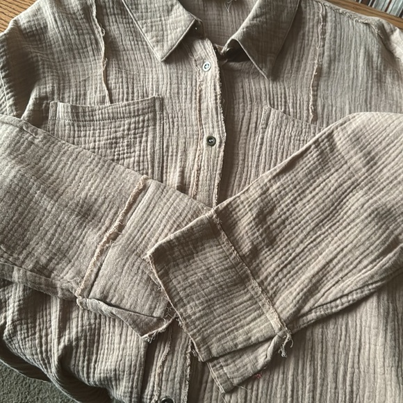 NWOT New In Gauze Top—Size medium - Picture 3 of 4